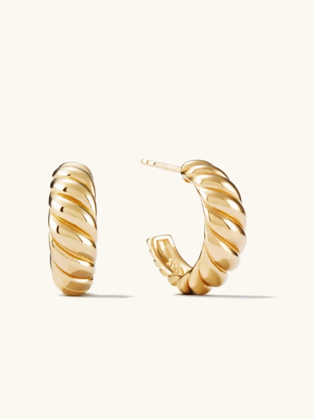 Mejuri Croissant Dôme Hoops
Gold vermeil